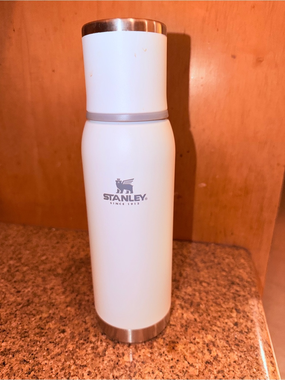 Stanley Insulated Water Bottle Stainless Steel Travel Thermos Hot Cold Leakproof